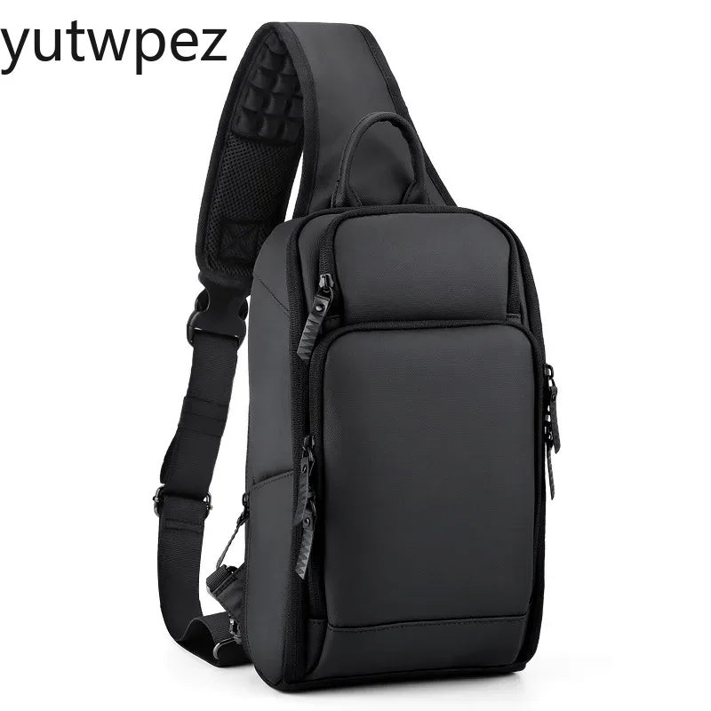 アウトドアハイキングスポーツチェストバッグパック、クロスボデ - Hiking Backpack Waterproof のレビューと価格